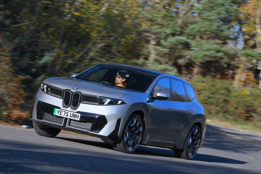 BMW iX3