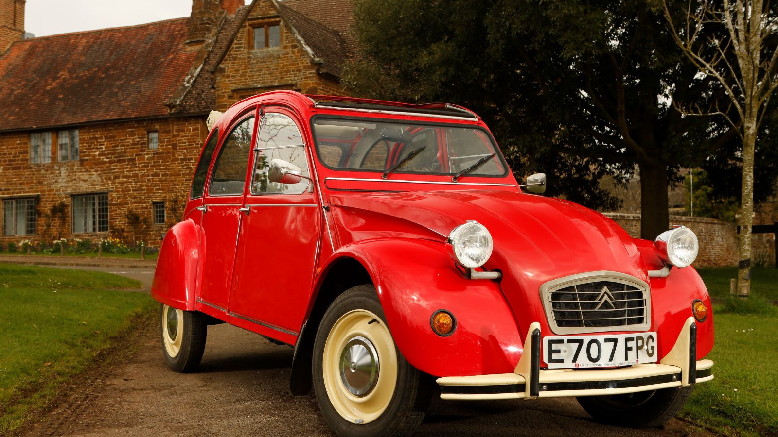 Retro E.v. Sign De 25 beste retro EV-revivals | Move Electric