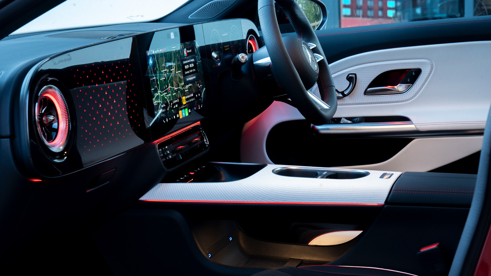 Essai Mercedes-Benz CLA : une véritable révolution | Move Electric